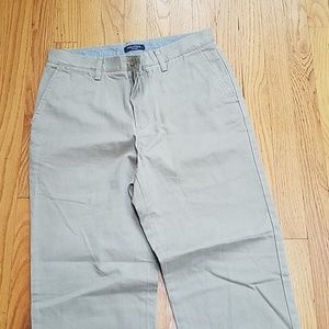 Men's Nautica 32 by 32 flat front khaki